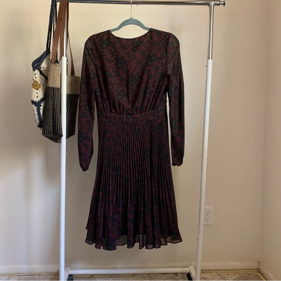 Ann Taylor Pleated Floral Dress - Picture 2 of 4